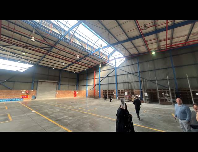 4,338M² WAREHOUSE TO LET IN SPARTAN